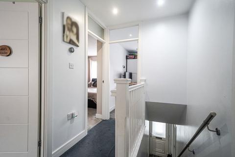 12 Snowford Close, Shirley, Solihull, B90 1DA