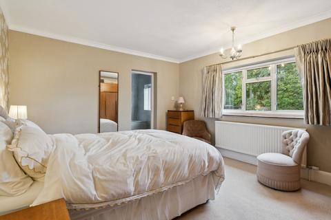 undefined, Grange Gardens, Pinner Village, HA5