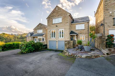 5 bedroom detached house for sale, Rylands Park, Sowerby Bridge HX6