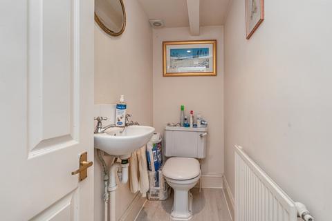 Flat 7, Parklands Hazel Grove, Hindhead, GU26 6BJ
