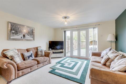 3 bedroom end of terrace house for sale, High Main Drive, Bestwood Village NG6
