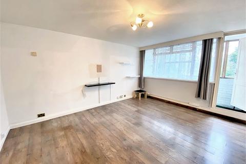 Heritage Close, Uxbridge, UB8
