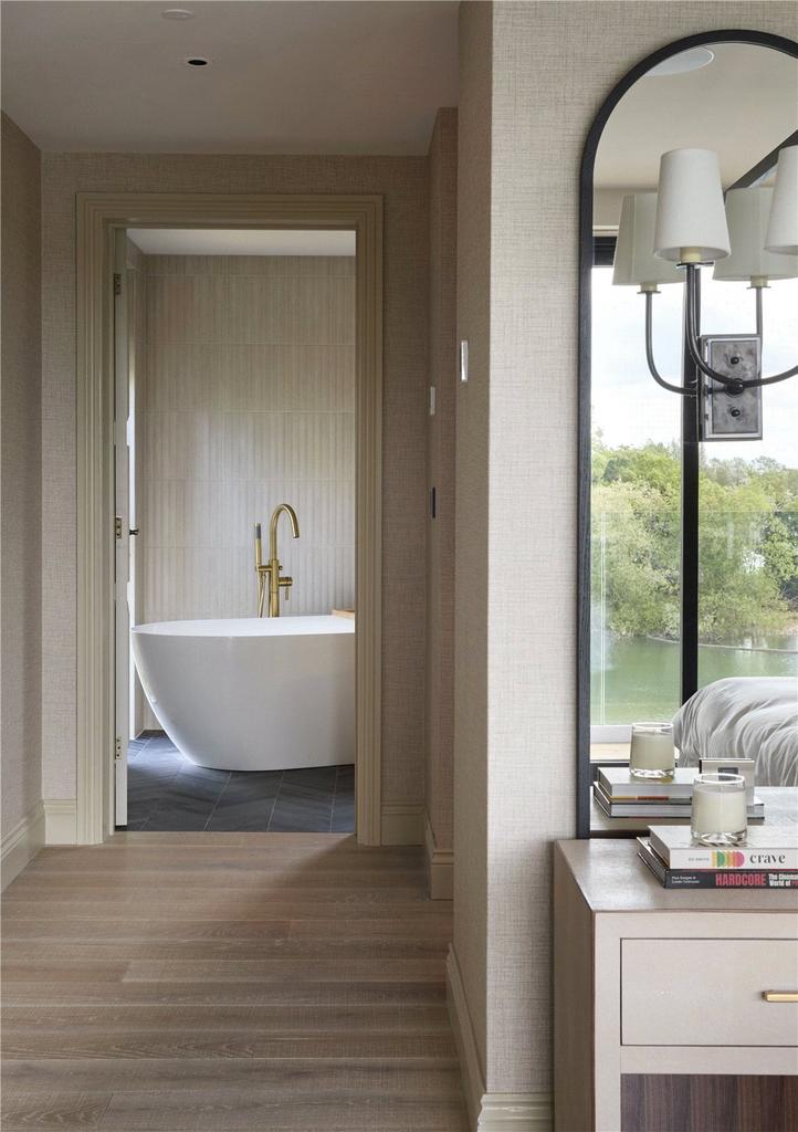 Ensuite