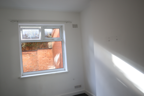 undefined, Glenfield Road, Leicester LE3