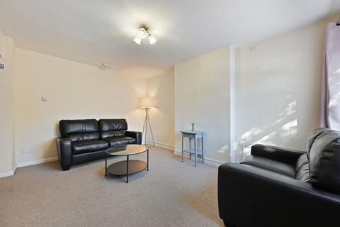 undefined, Greenford Road, Greenford