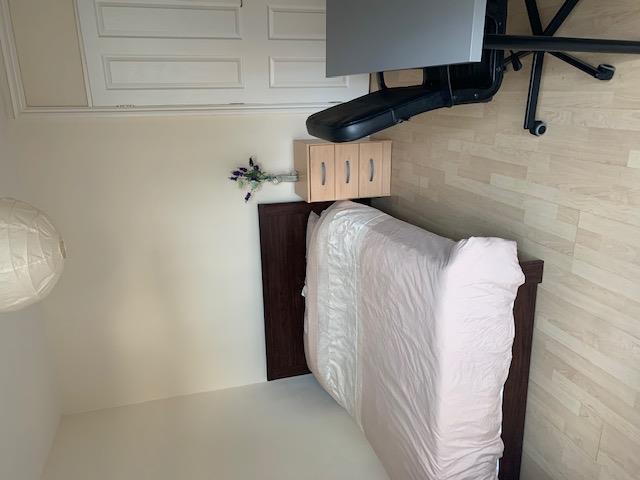 Thumbnail Room 4.jpg