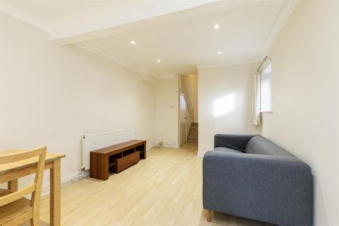 2 bedroom property to rent, Constantine Road, London NW3