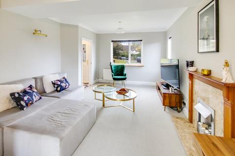 undefined, Medway, Turners Hill, Crawley, RH10