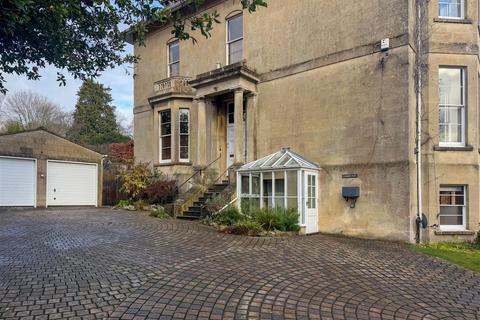 5 bedroom house to rent, 2 College Road, Bath BA1