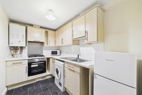 1 bedroom ground floor flat to rent, Wellington Street, Cheltenham, GL50