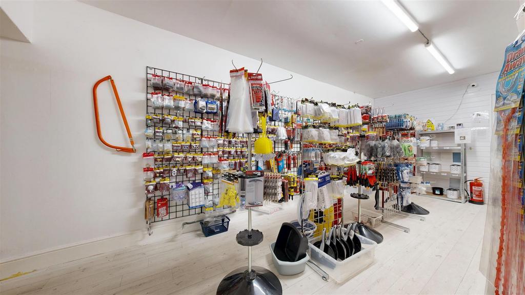 The-Shop-41-Easton-Square-11042025 102748.jpg