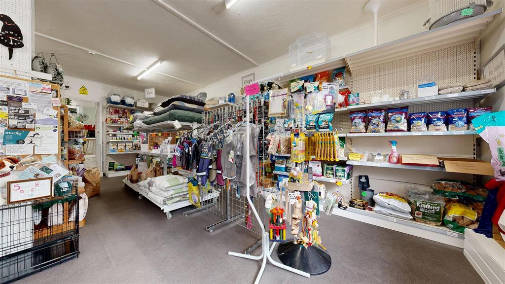 The-Shop-41-Easton-Square-11042025 102922.jpg