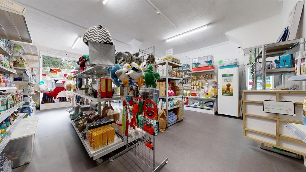 The-Shop-41-Easton-Square-11042025 102946.jpg