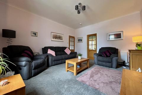 2 bedroom cottage to rent, Academy Street, Armadale EH48