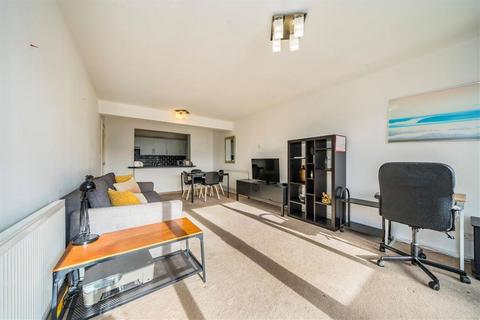 2 bedroom flat to rent, Porchester Square, London W2