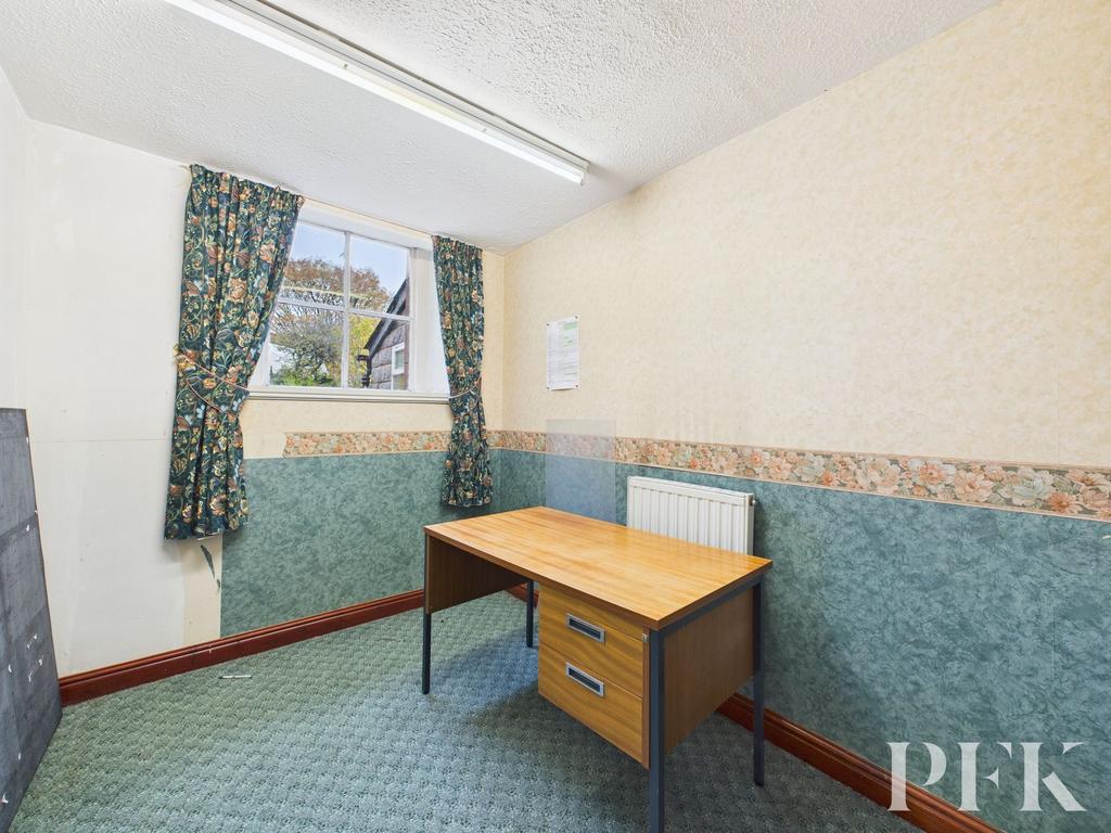 Ground Floor Library / Office