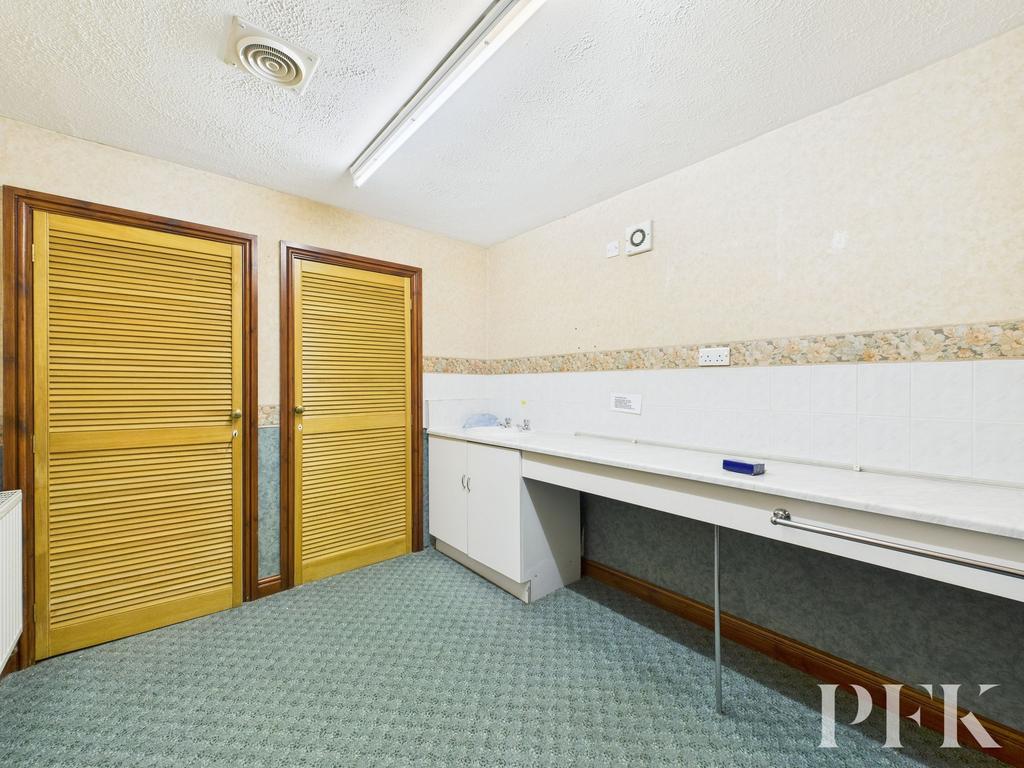 Ground Floor Rest Room / Reception Room