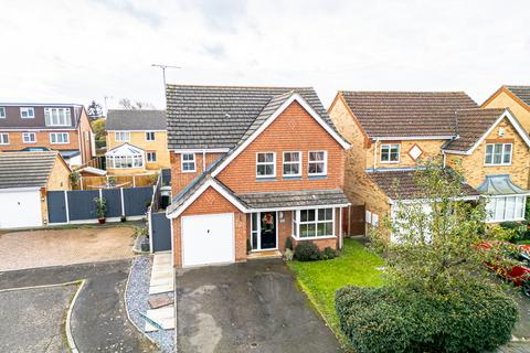 Caladonia Lane, Wickford, SS12