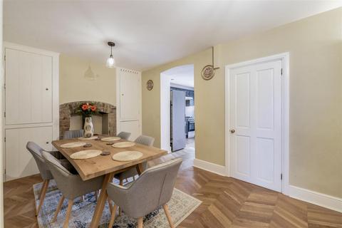 3 bedroom semi-detached house for sale, Offham Road, West Malling ME19