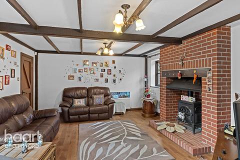 6 bedroom detached house for sale, Sandford Mill Road, Chelmsford
