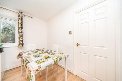 undefined, Richens Close, Hounslow TW3