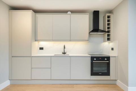 undefined, Elm Grove, Wimbledon SW19