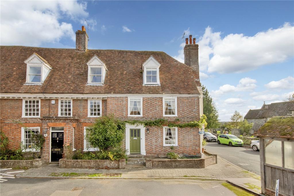 16 The Square