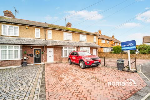 3 bedroom terraced house to rent, Newcroft Close, Uxbridge, UB8