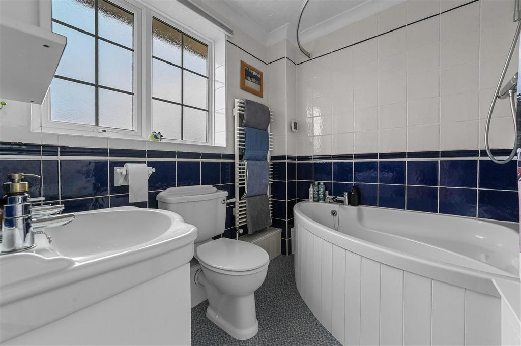 Family bathroom