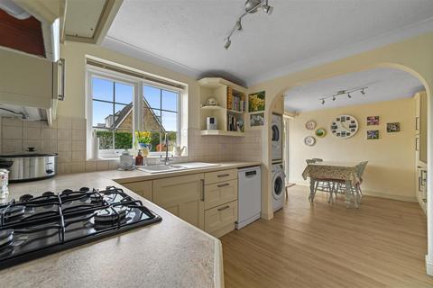 4 bedroom detached house for sale, Richardsons Road, East Bergholt