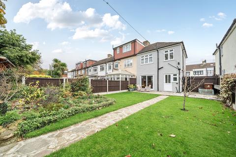 3 bedroom end of terrace house for sale, Stanley Avenue, Dagenham RM8