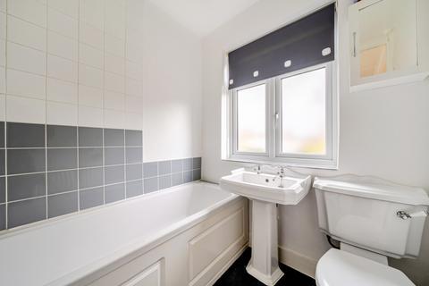 3 bedroom end of terrace house for sale, Stanley Avenue, Dagenham RM8