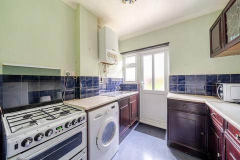 3 bedroom end of terrace house for sale, Stanley Avenue, Dagenham RM8