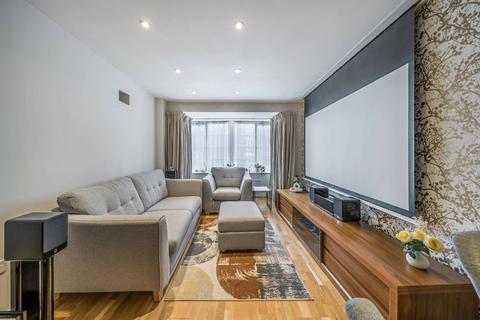 undefined, Flowers Avenue, Ruislip, HA4