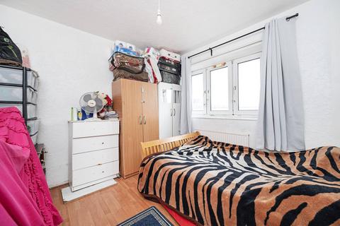 2 bedroom flat for sale, Cannon Street Road, Whitechapel, London, E1