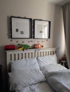 undefined, Hunton Street, Shoreditch, London, E1