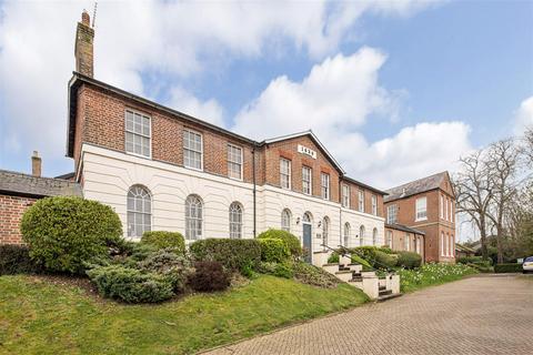 1 bedroom apartment for sale, The Cloisters, Andover, SP10 3FX