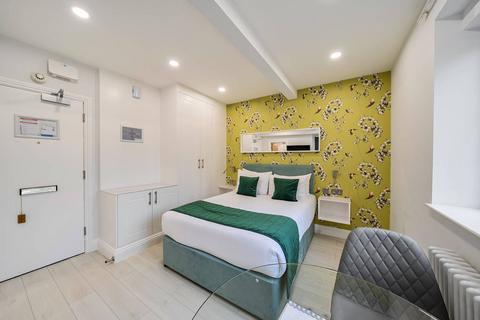 undefined, Sloane Avenue, Chelsea, London, SW3