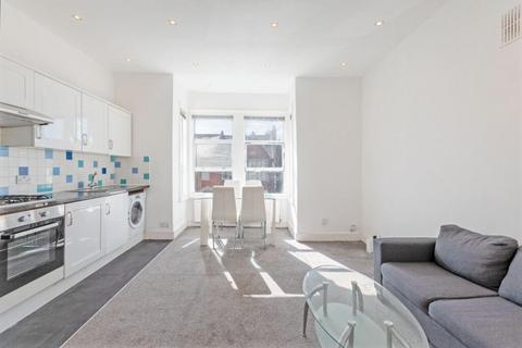 3 bedroom flat to rent, Greenhill Road, Harlesden