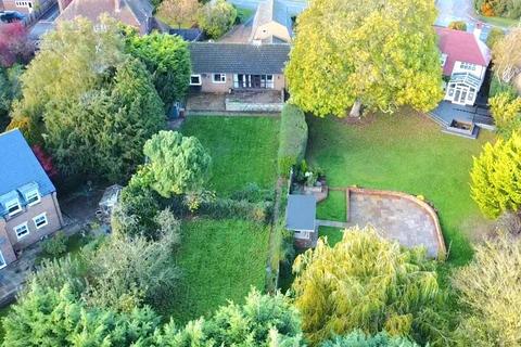 4 bedroom detached house for sale, Doddington Road, Earls Barton, Northamptonshire NN6