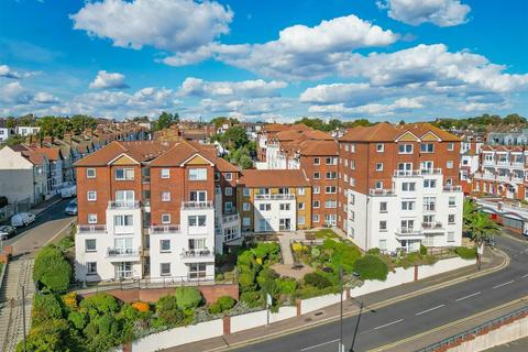 2 bedroom retirement property for sale, HOLLAND ROAD, Westcliff-On-Sea