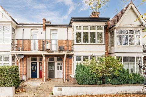 3 bedroom flat to rent, Southfield Road, London W4