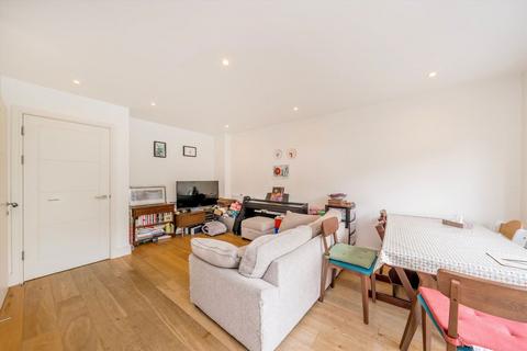 undefined, Barton Mews, Wimbledon SW19