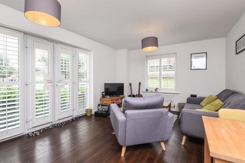 undefined, Wells View Drive, Bromley, Kent, BR2