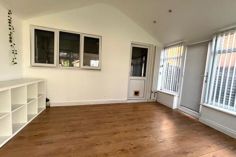 3 bedroom semi-detached house to rent, Bramblewood, Suffolk IP8