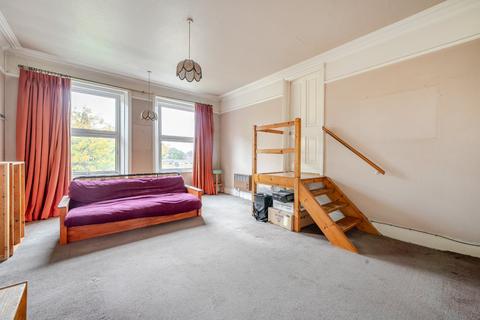 1 bedroom flat for sale, Avenue Road, London, N6