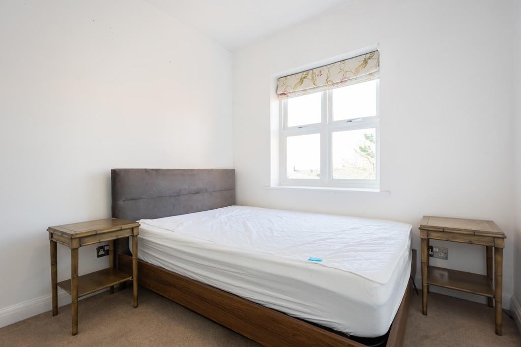 15 St Nicholas Pl - 024