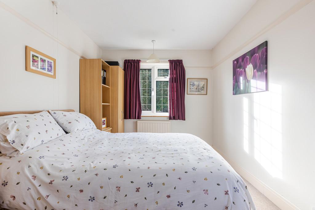 A24 - 7 Maryfield Avenue Exeter - 251028
