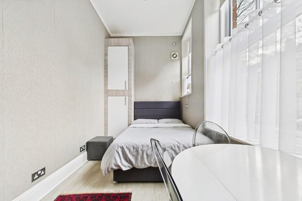 4cd7baa3-CAM01085 G0-PR0649-STILL002