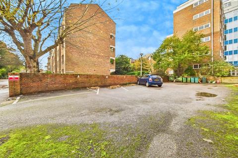 undefined, Earls Avenue, Folkestone